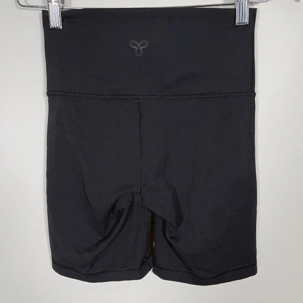 Aritzia Tna Life Atmosphere Hi-rise 7" Short - Picture 7 of 7